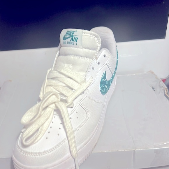 Lincoln swoop  Air Force 1 - Picture 2 of 4